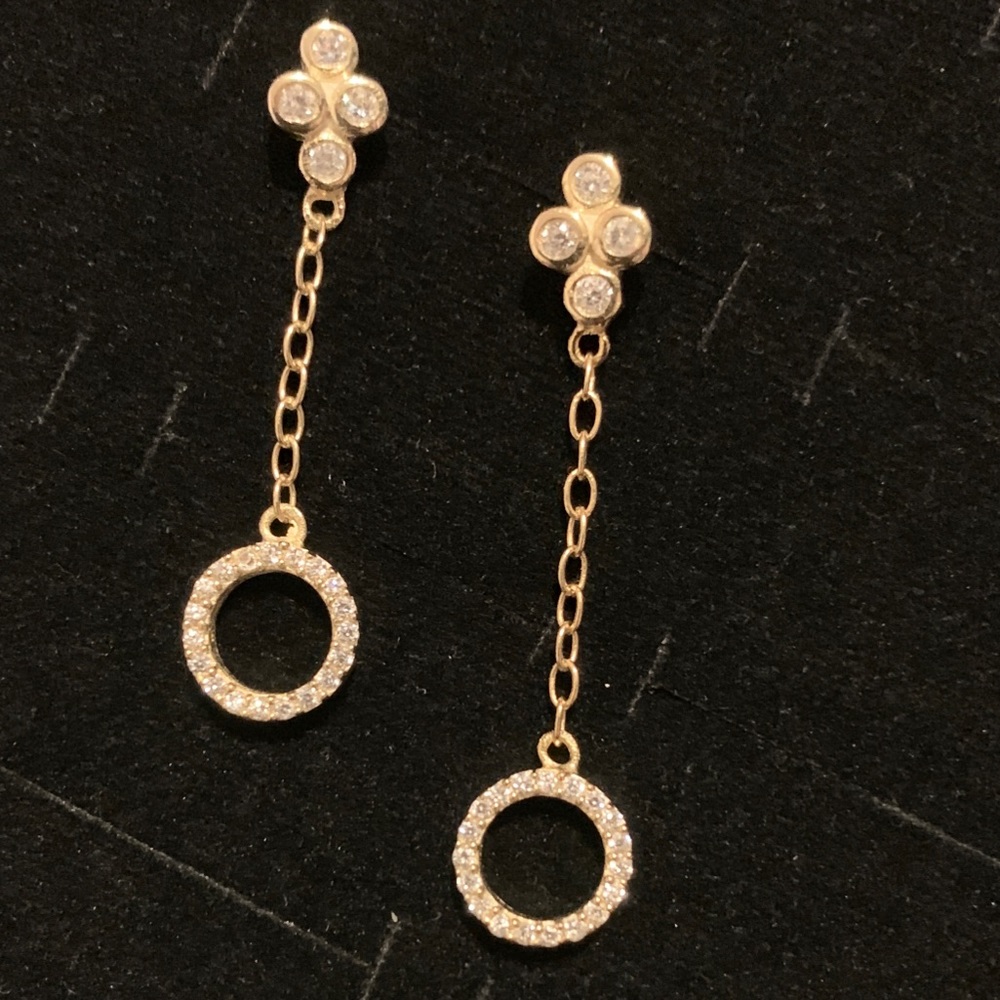 🌺🌺CIRCLE DROP SWAROVSKI CRYSTAL EARRINGS🌺🌺